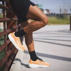 ALTRA Men's VIA Olympus Running Shoes -FootCraft Shop 2087072 601 alt5